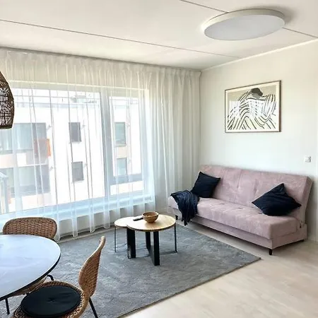 Cozy Near To The Beach Apartment